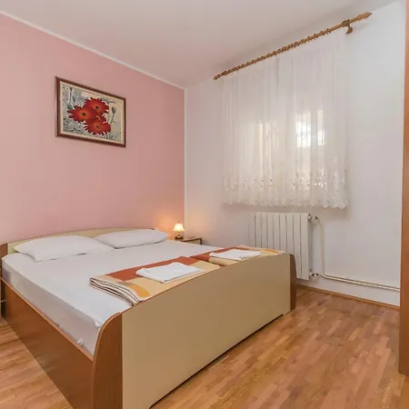 Apartment Jurjako